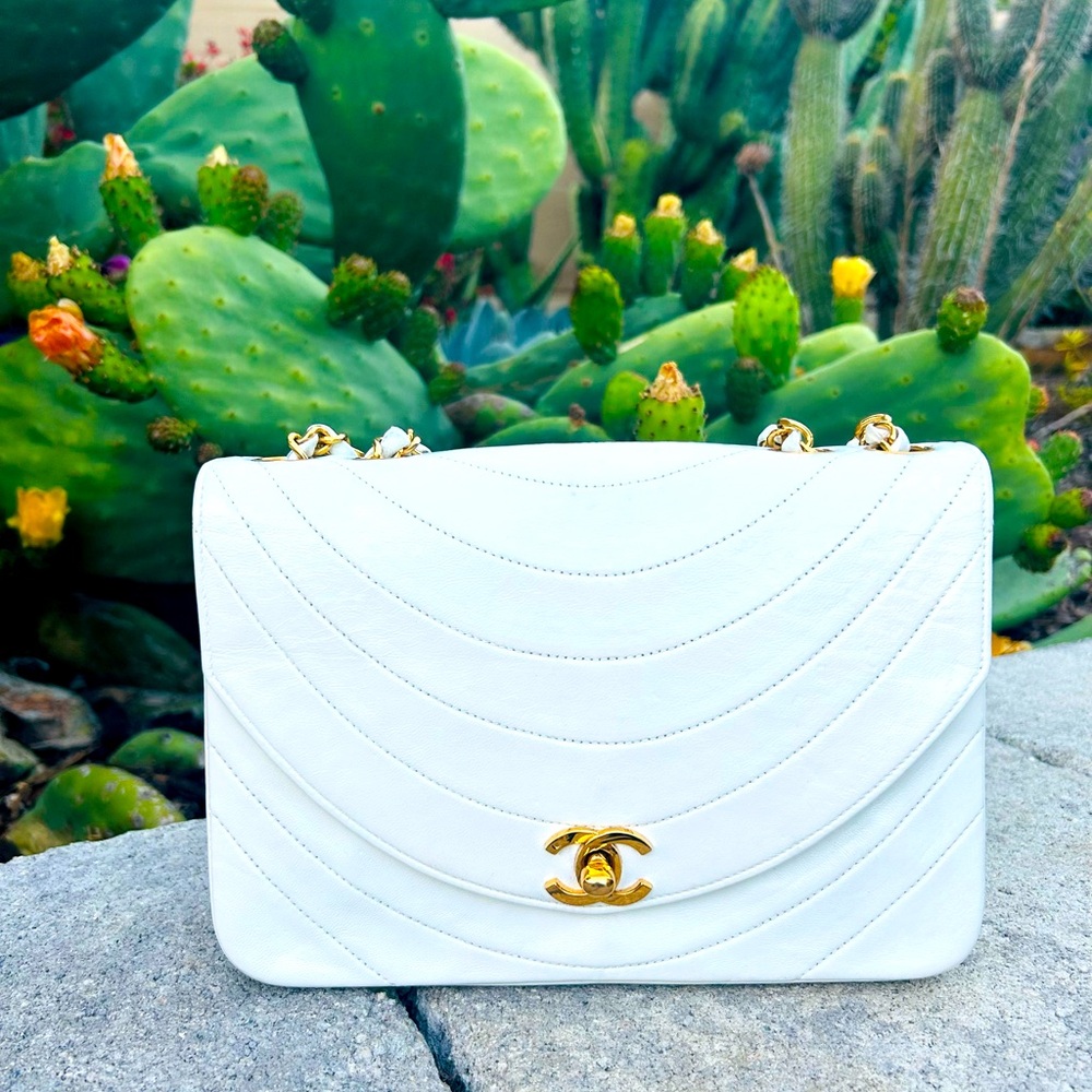 Chanel Vintage Half Moon White Handbag